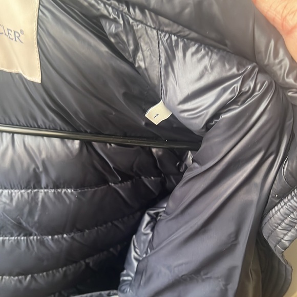 Slightly worn SIZE 1 with tags and the extra buttons - Picture 7 of 7